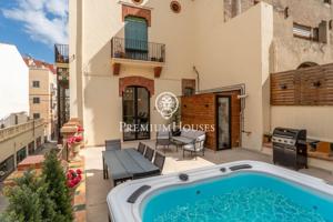 Piso reformado con licencia turística en el Centro photo 0