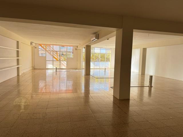 Local En alquiler en El Poblenou, Barcelona photo 0