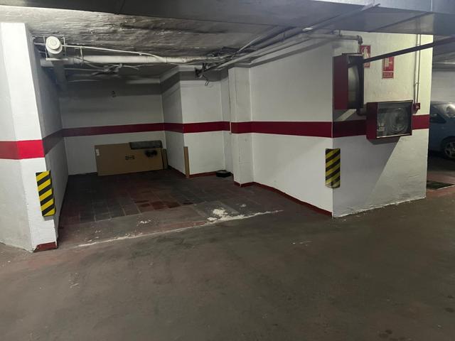 Parking En alquiler en Playamar - Benyamina, Torremolinos photo 0