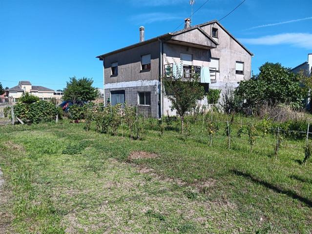 Casa En venta en A Estrada photo 0