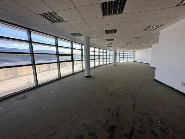 Oficina En venta en Cas Capiscol, Palma De Mallorca photo 0