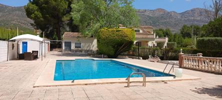 Chalet en venta Gayanes photo 0