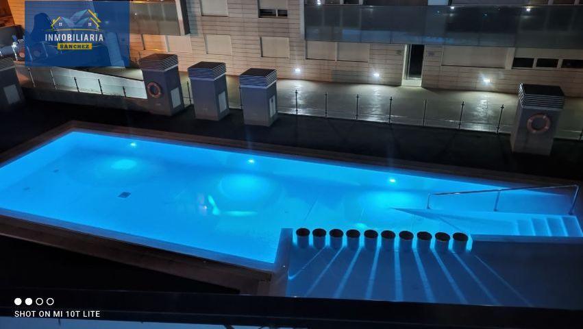 Piso en venta en urbanización con piscina Alcoy - Zona Santa Rosa photo 0