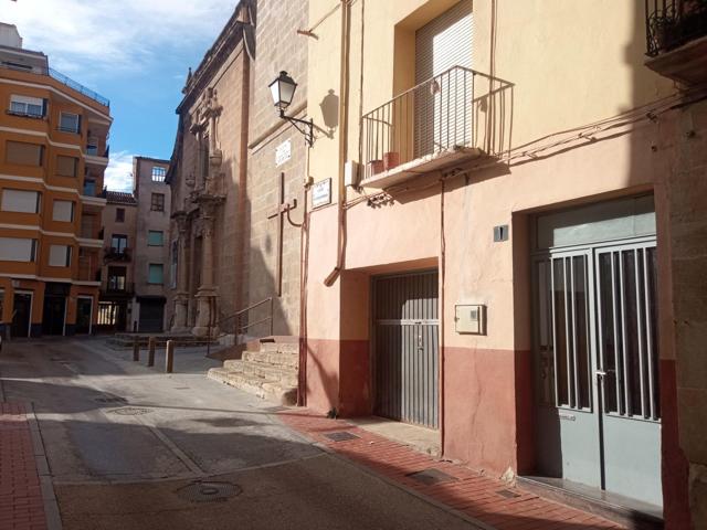 Se vende casa de pueblo en centro histórico de Cocentaina photo 0