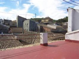 Casa adosada en venta en el centro de Cocentaina. photo 0