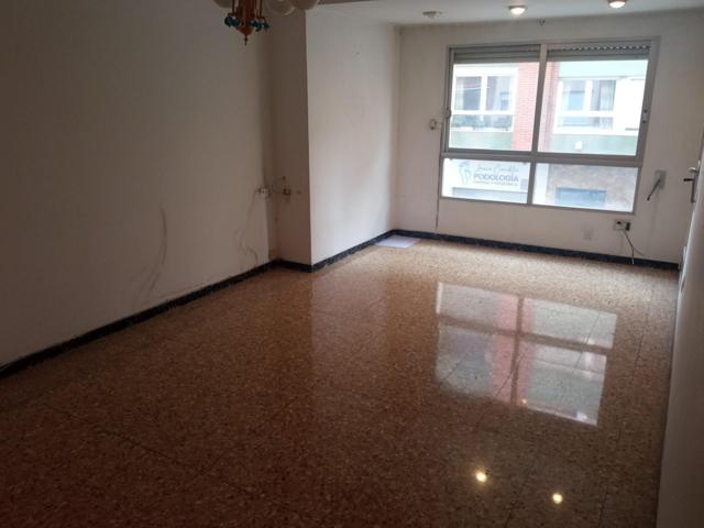 VENTA PISO EN ZONA NORTE-Calle Sabadell photo 0