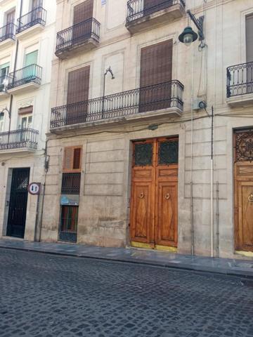 Local reformado en calle San Nicolás - Centro de la ciudad de Alcoy photo 0