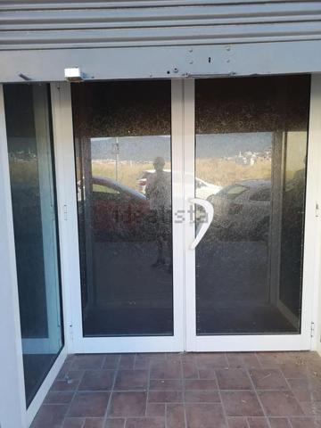 LOCAL EN VENTA EN ZONA NORTE- Al lado colegio Jose Arnauda photo 0