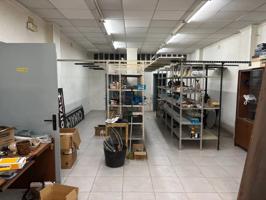 VENTA o ALQUILER LOCAL EN ENSANCHE-Calle Entenza photo 0