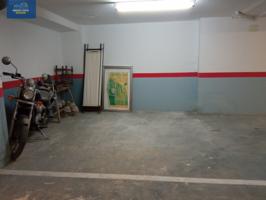 Plaza de garaje en calle San Nicolás - Enfrente del mercado de San Mateo photo 0