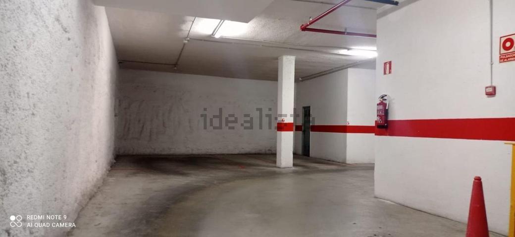 ALQUILER PLAZA GARAJE EN ALAMEDA CAMILO SESTO 19 photo 0