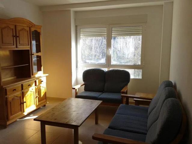 PISO EN VENTA EN COCENTAINA-Calle Real Blanc photo 0