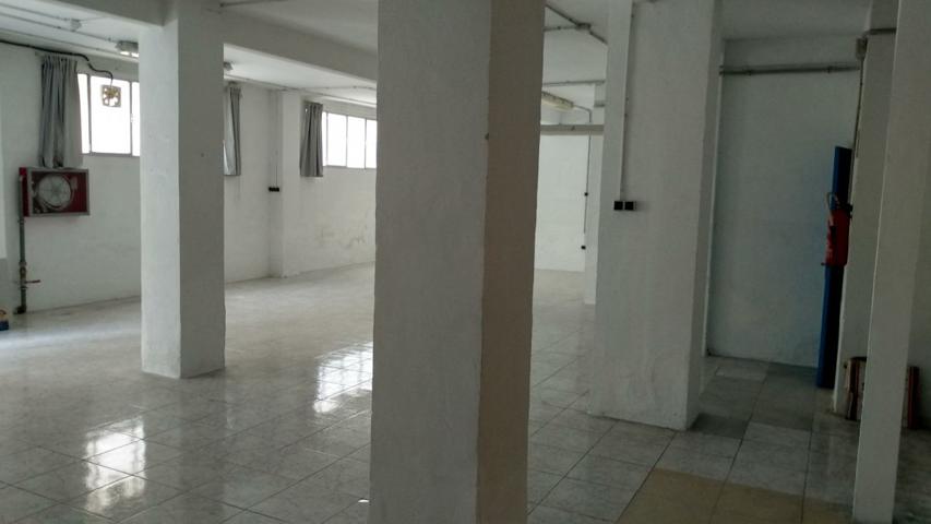 Local en venta en la zona del Camí - Alcoy photo 0