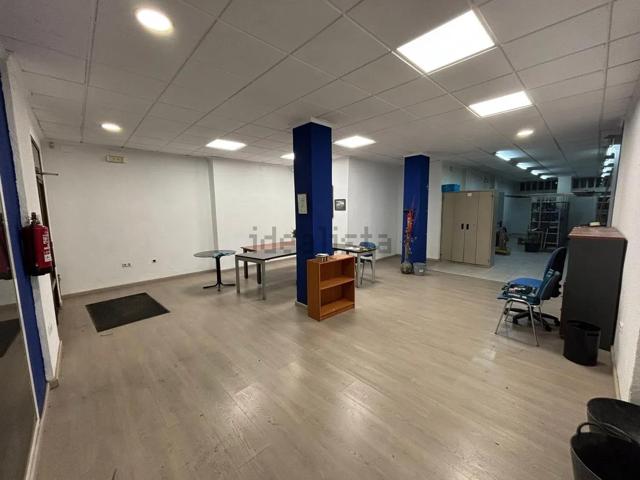 VENTA o ALQUILER LOCAL EN ENSANCHE-Calle Entenza photo 0