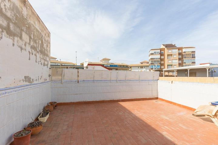 APARTAMENTO DE 2 DORMITORIOS CON SOLARIUM PRIVADO Y GARAJE A 400 METROS DE LA PLAYA DE LA MATA! photo 0