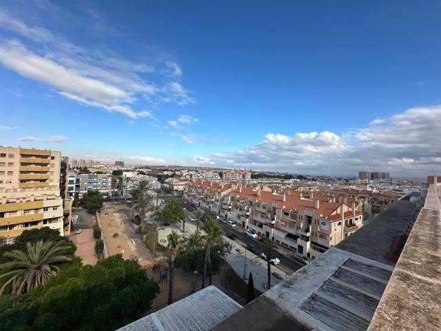 APARTAMENTO DE 3 DORMITORIOS ORIENTACION SUR CON TRASTERO Y GARAJE INCLUIDO EN PLENO CENTRO. photo 0