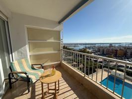 APARTAMENTO DE 3 DORMITORIOS CON VISTAS AL MAR, PARKING Y PISCINA COMUNITARIA!! PRIMERA LINEA!¡ photo 0