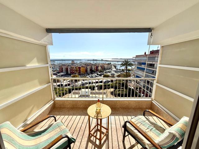 APARTAMENTO DE 3 DORMITORIOS CON VISTAS AL MAR, PARKING Y PISCINA COMUNITARIA!! PRIMERA LINEA!! photo 0