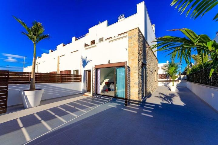 Unifamiliar Pareada En venta en Zona Pueblo, Pilar De La Horadada photo 0