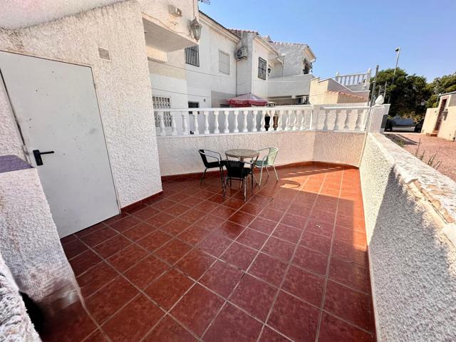 Bungalow sin vecinos  en Torrevieja. Listo para Tu Toque Personal! 🌞🏡 photo 0