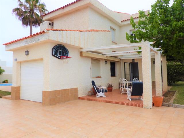 Venta de chalet de 7 dormitorios en la Manga cerca del Mar Mediterráneo photo 0