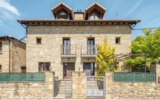 Chalet Adosado en Aratorés (Huesca) photo 0
