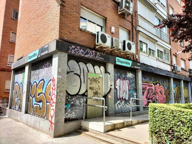 SE ALQUILA LOCAL EN CL ILLESCAS N.º 36 - Madrid photo 0