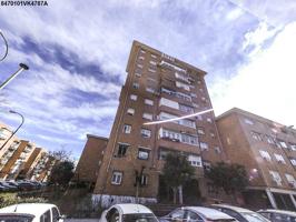 SE VENDE PISO EN CL CANAL DE BOSFORO Nº 56 B - Madrid photo 0