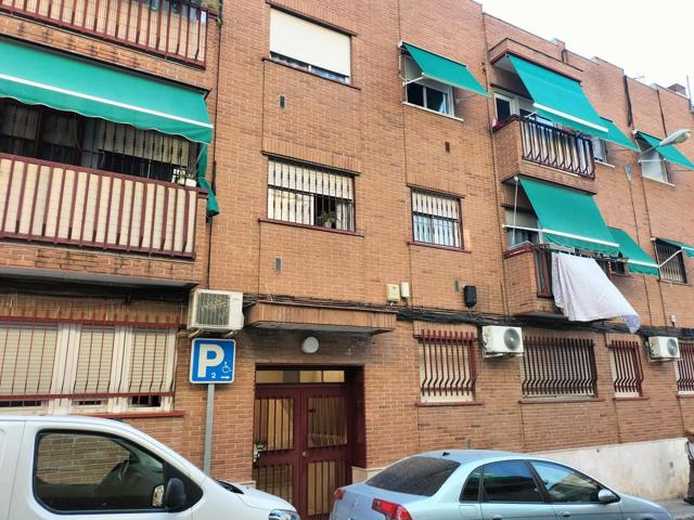 SE VENDE PISO EN CALLE SOLANA DE OPAÑEL photo 0