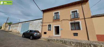 CASA CON GRAN TERRENO EN NAVA DE ROA photo 0