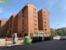 PISO EN VENTA PLAZA SAN ESTEBAN photo 0