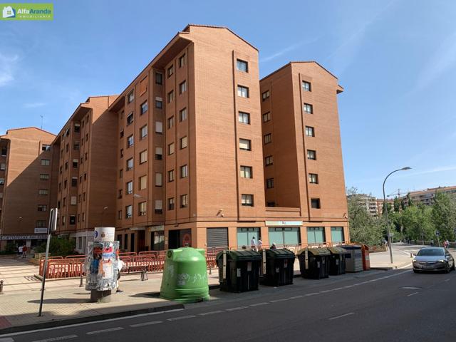 PISO EN VENTA PLAZA SAN ESTEBAN photo 0