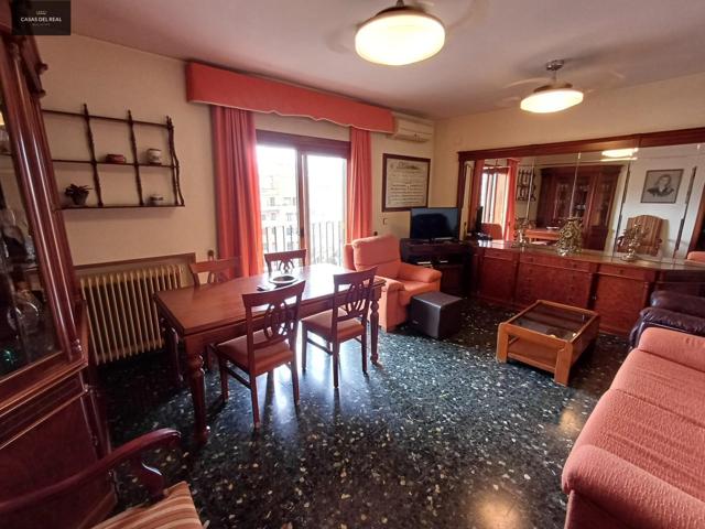 EXCELENTE PISO EN VENTA EN SANT FRANCESC. CIUTAT VELLA photo 0