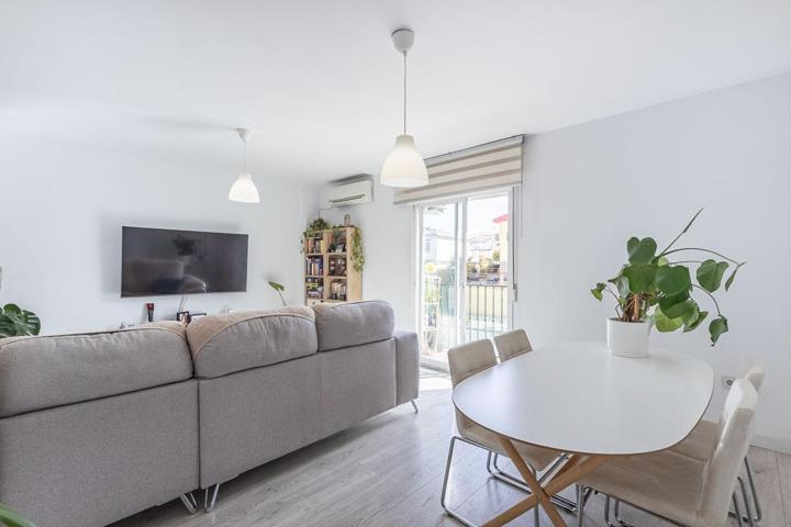 Piso de 2 habitaciones en Las Gabias photo 0