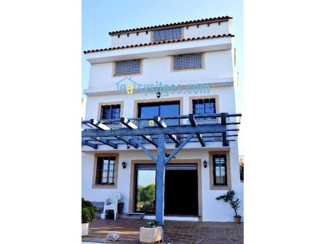 Casa En venta en Sant Pere De Ribes photo 0