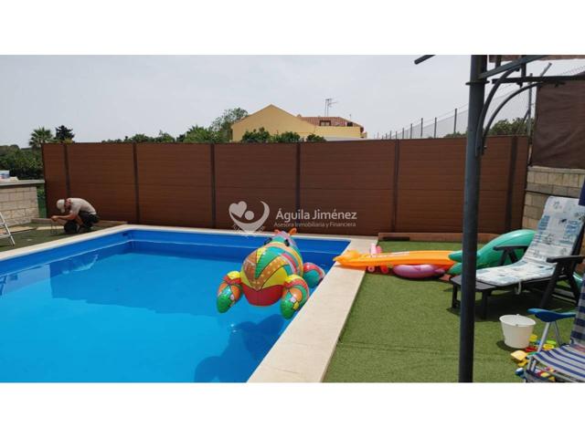 Chalet independiente en Mairena del Alcor photo 0