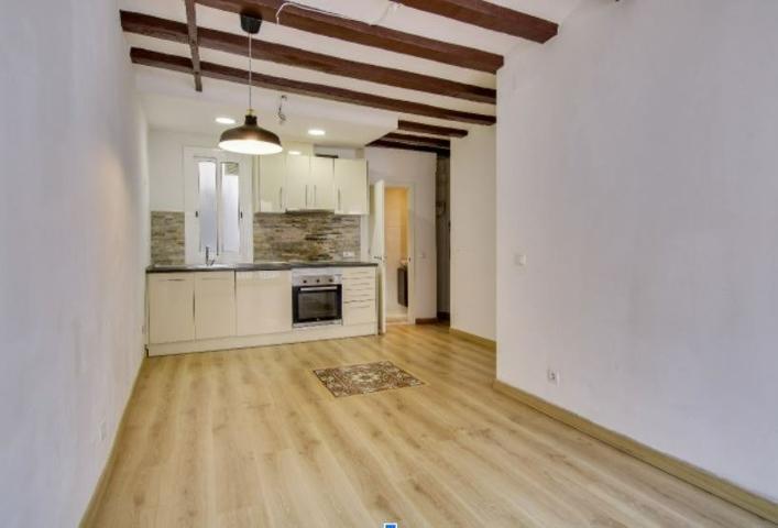 Apartamento en el centro de Barcelona photo 0