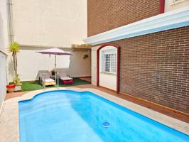 ¡ESPECTACULAR VIVIENDA UNIFAMILIAR CON PISCINA JUNTO AL CORTE INGLÉS Y RONDA DE LA MISERICORDIA! photo 0