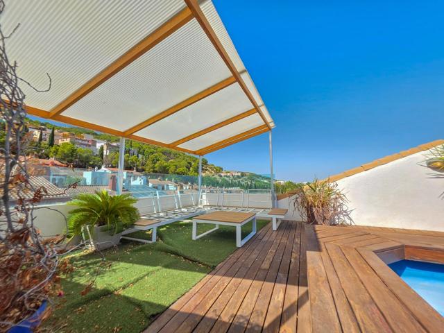 Preciosa casa con piscina e increíbles vistas al castillo – Zona Juanito Valderrama. photo 0