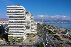 ALQUILER EXCLUSIVO PISO DE 4 HABITACIONES EN LAS MALAGA TOWERS photo 0