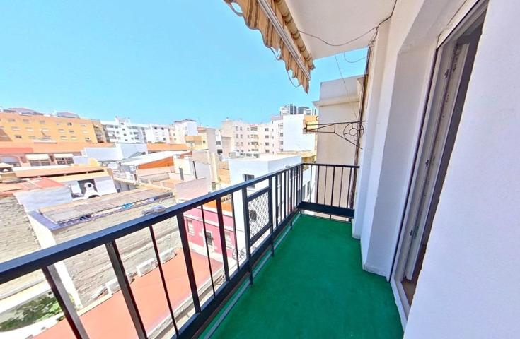 ¡PISO REFORMADO DE 3 DORMITORIOS Y UBICACIÓN INMEJORABLE EN EL CENTRO DE MÁLAGA! photo 0