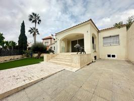 Unifamiliar En venta en Churra, Murcia photo 0