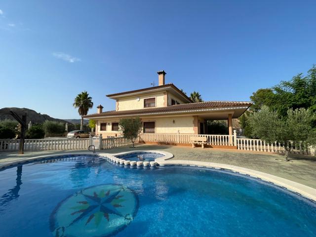 ¡Descubre esta impresionante finca rustica en Mula! photo 0