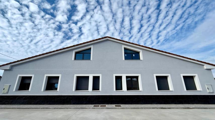 Chalet en venta en Coca. Ref.2060 photo 0