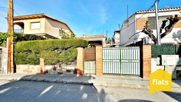 Unifamiliar En venta en Zona Alta - Cami Del Mig, Premiá De Mar photo 0