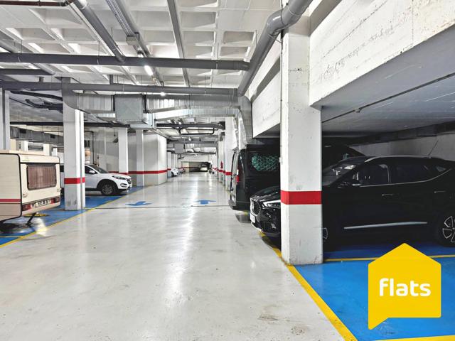 Parking En venta en Santa Rosa, Santa Coloma De Gramanet photo 0