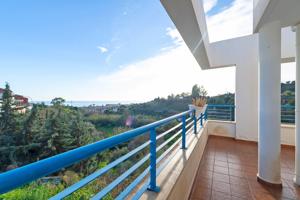 Chalet hermoso con vistas al mar photo 0