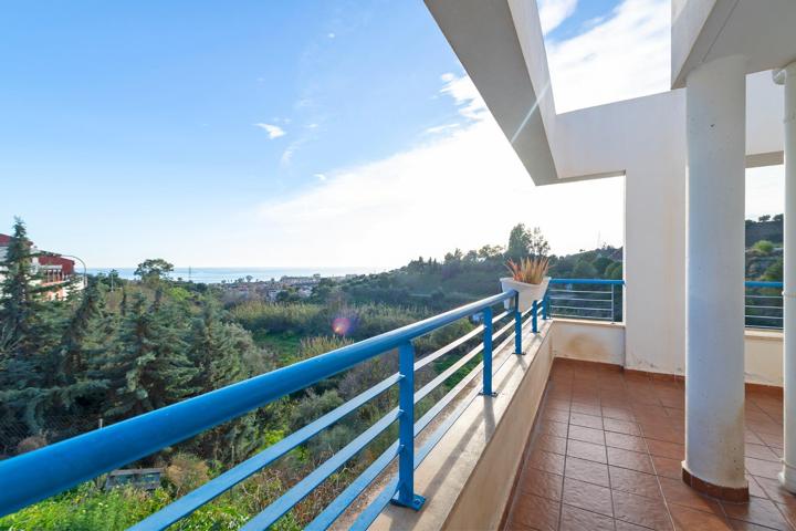 Chalet hermoso con vistas al mar photo 0