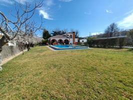 PARCELA DE CAMPO CON 4 CASAS Y DOS NAVES A 2 MINUTOS DE ANTEQUERA SALE A LA VENTA¡¡¡ photo 0