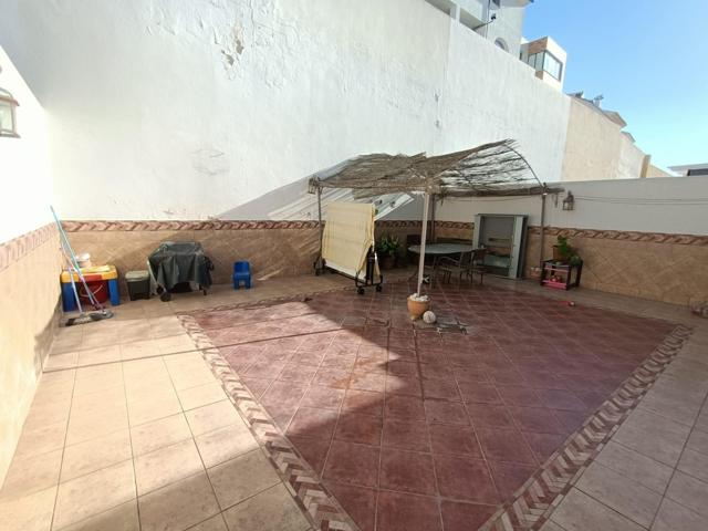 CASA EN ZONA SANTA CATALINA SALE A LA VENTA¡¡¡ photo 0